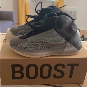 *** Brand new Yeezy Boost QNTM